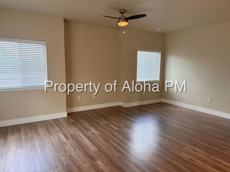 3502 E. Grand Forest Dr. – photo 5