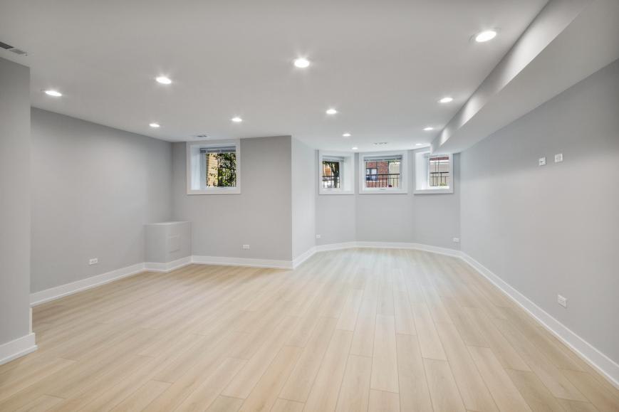 4626 North Ashland – photo 2