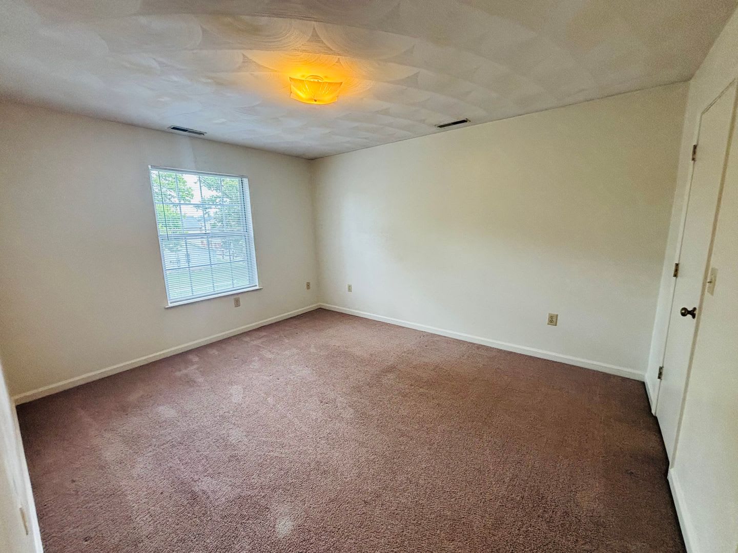 2 Bedroom 1 Bathroom Condo – photo 5