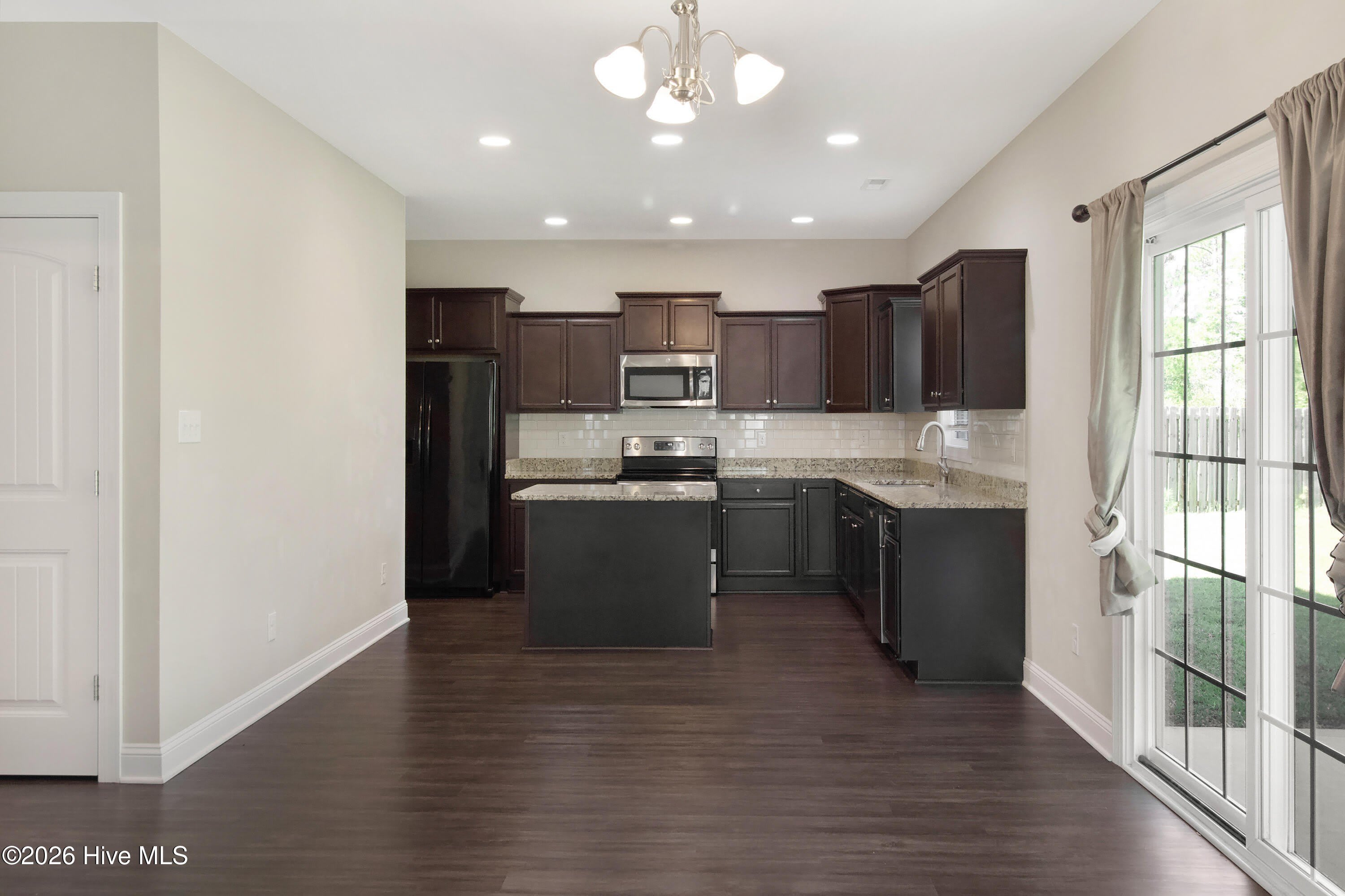 879 Stormy Gale Lane – photo 4
