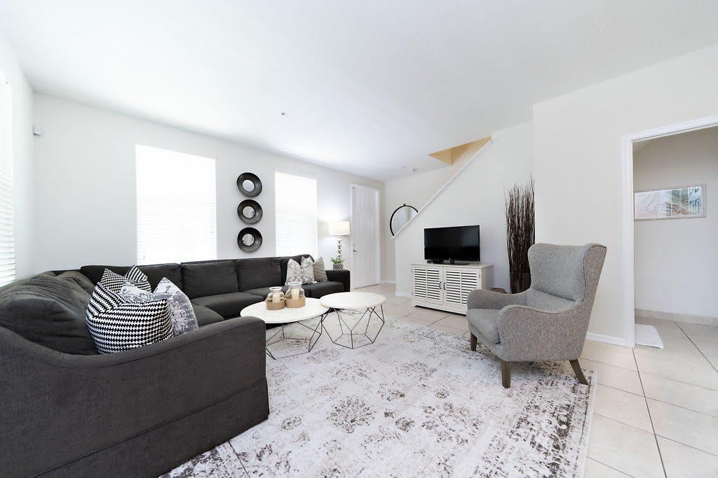 4198 Saint Lukes Lane – photo 2