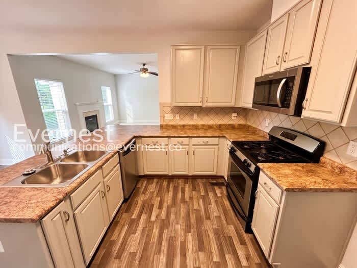 1287 Wheatley Forest Drive – photo 4