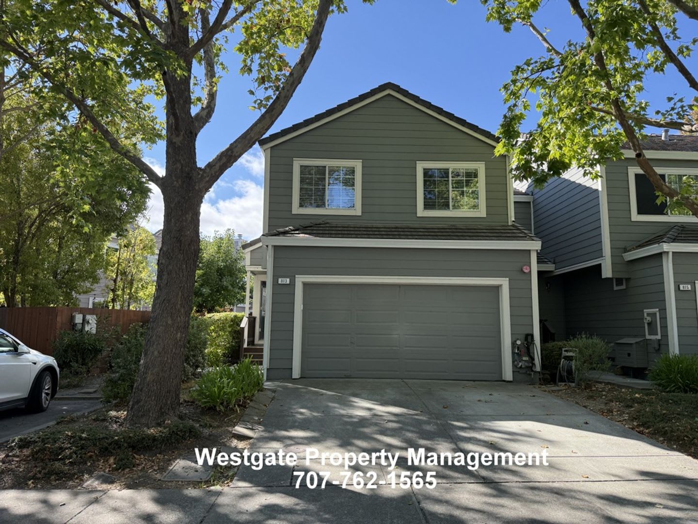 Beautifully Remodeled 3/2.5 Townhome – photo 4