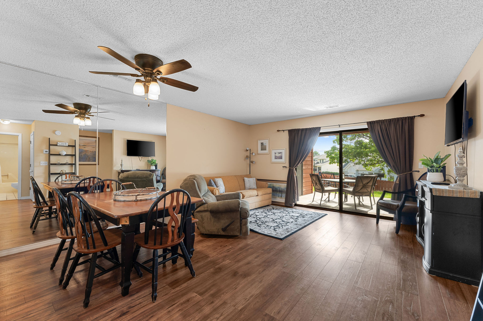 193 Avondale Drive 3Unit 3 – photo 1