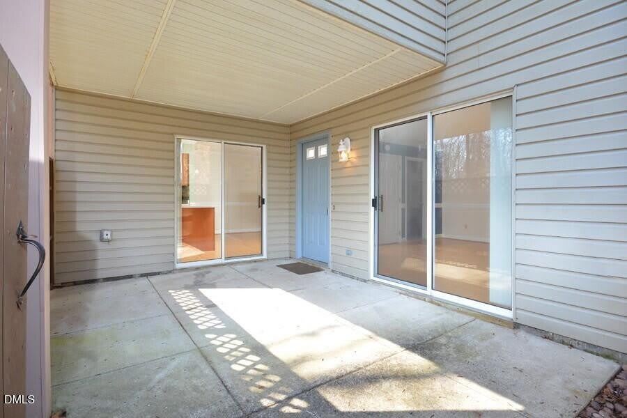 425 Summerwalk Circle – photo 3