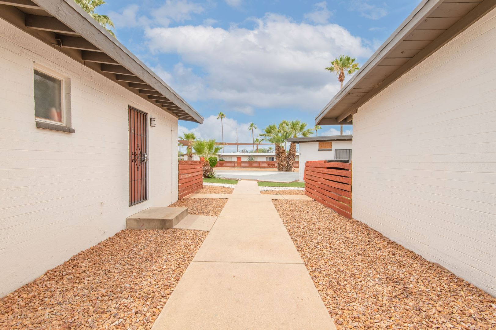 2198 Country Club – photo 1