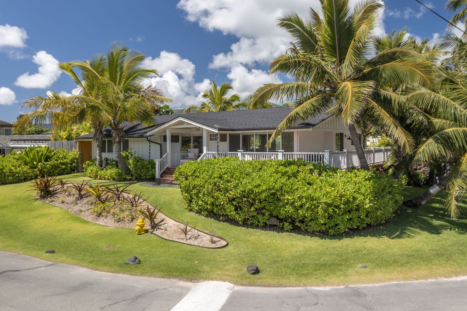 Private Luxury Home, Steps from the Beach w/ AC: Ranch Beach House Estate – photo 3