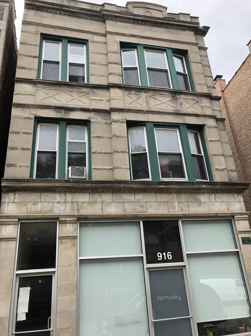 916 North Damen Ave. – photo 1