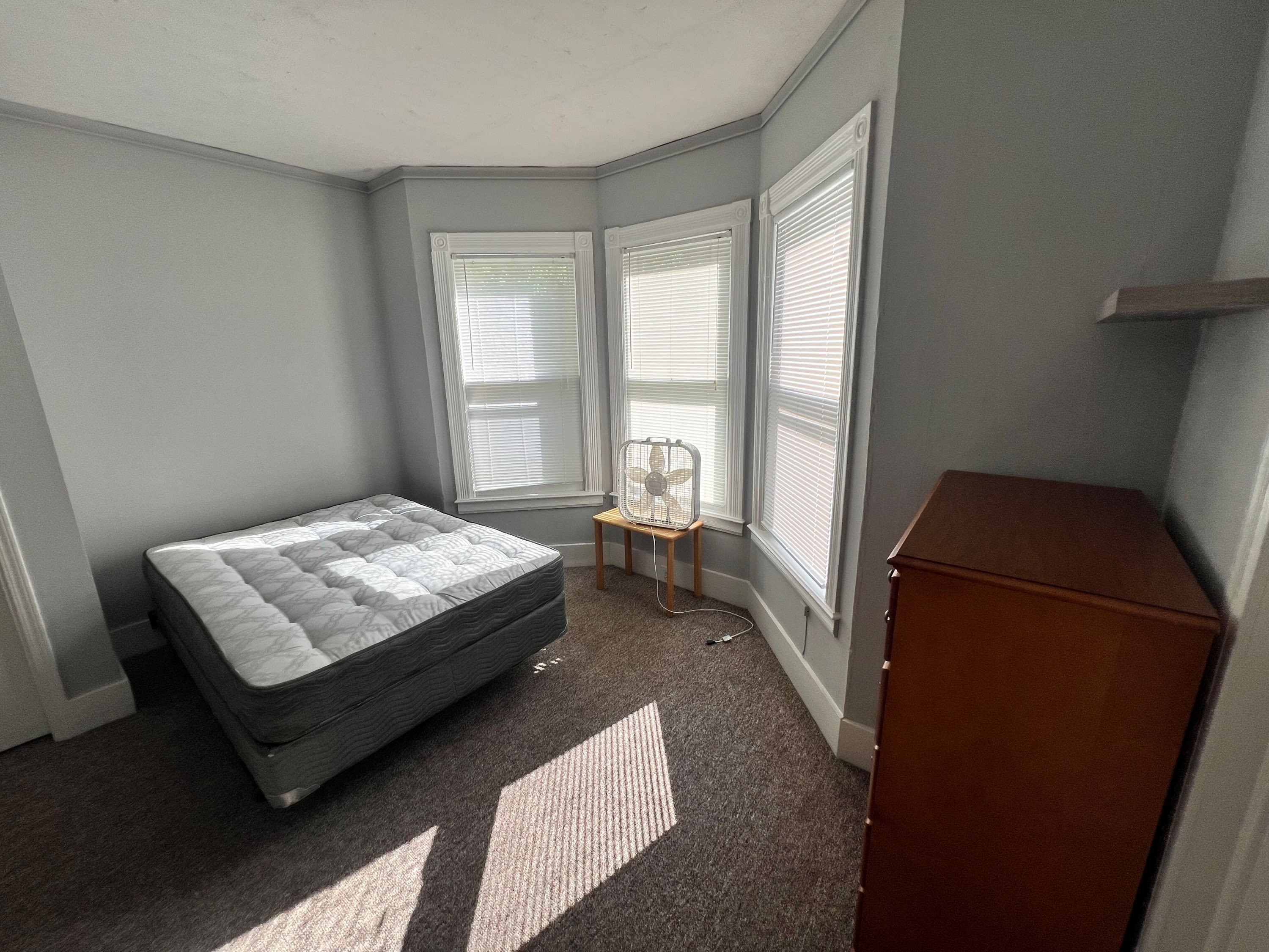 408 University Avenue – photo 4