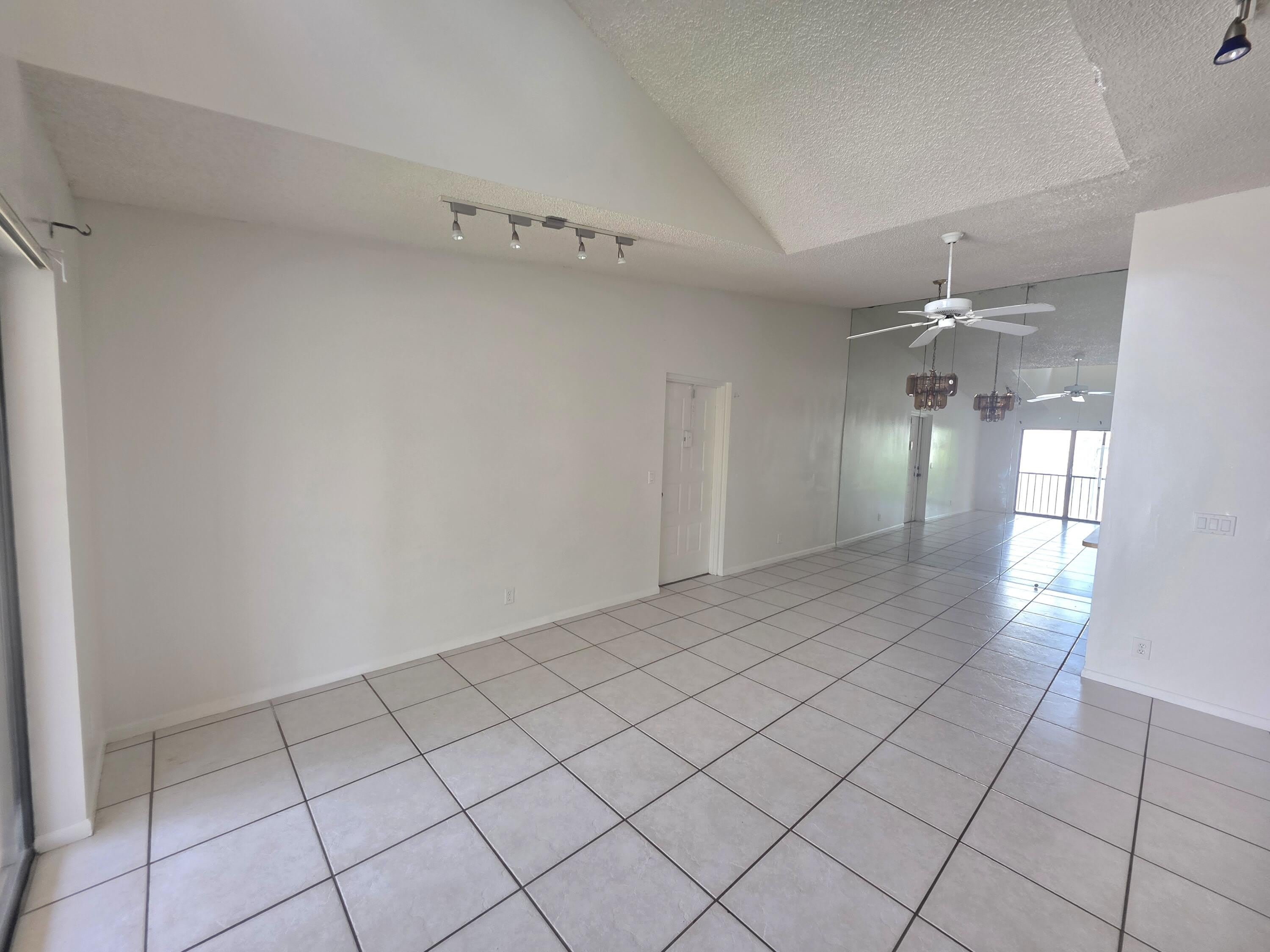 203 Foxtail Drive – photo 2