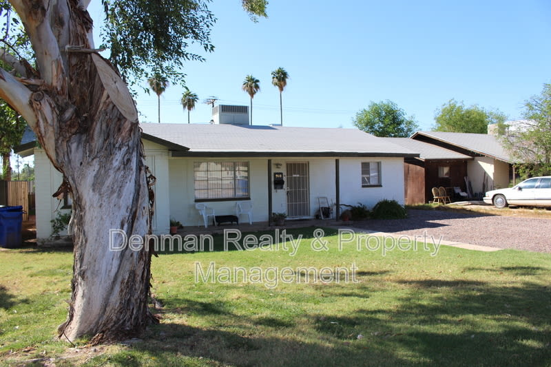 910 S. Una Avenue – photo 2