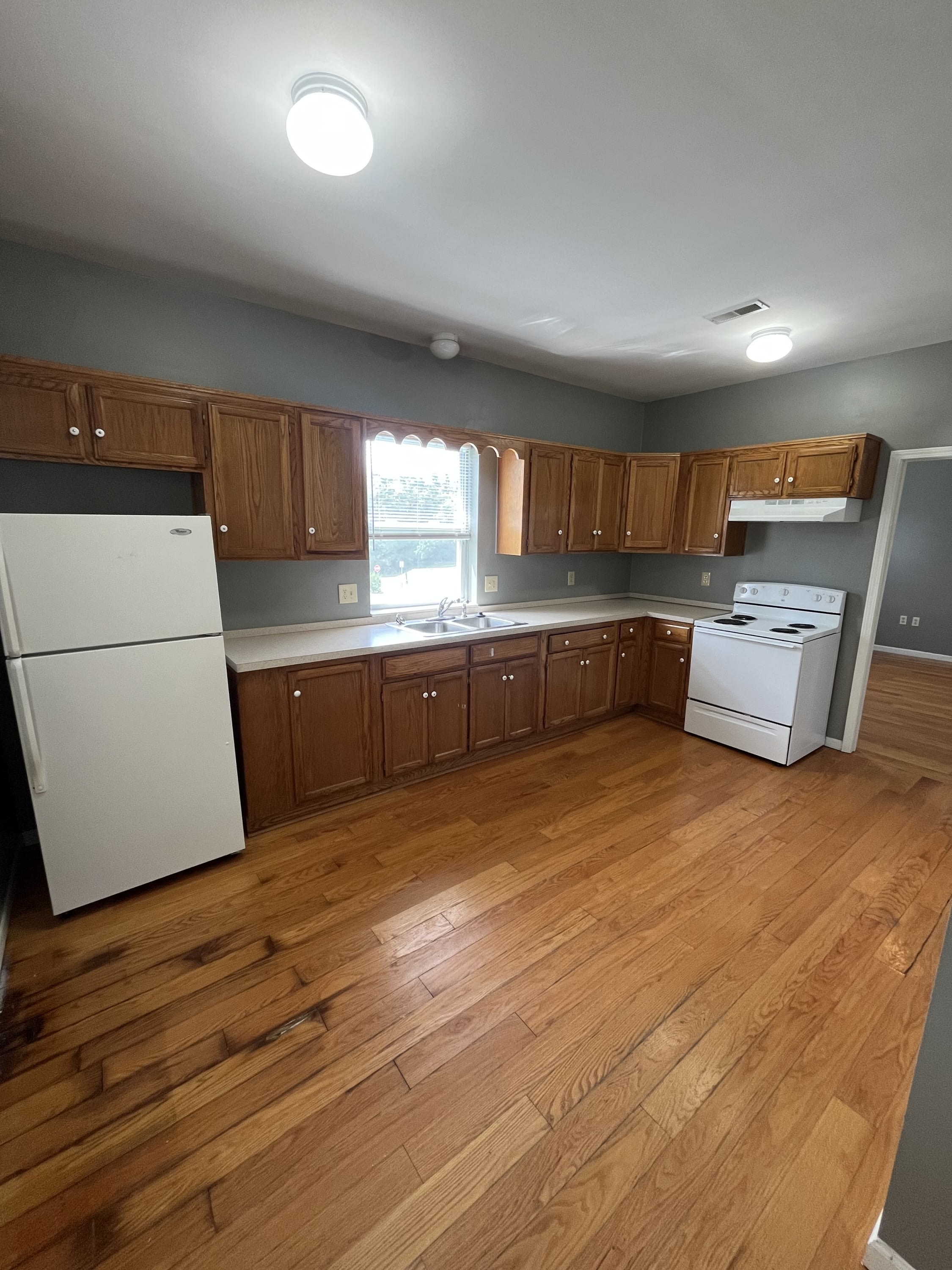 707 South College Street – photo 5