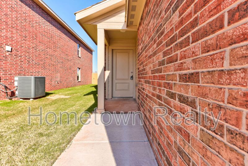 3303 NW 149th Street – photo 3