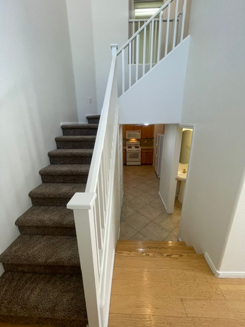 BEATIFUL GUARD GATED GREEN VALLEY 3 BD TOWNHOME IN INSPIRATION COMMUNITY!!!! – photo 4