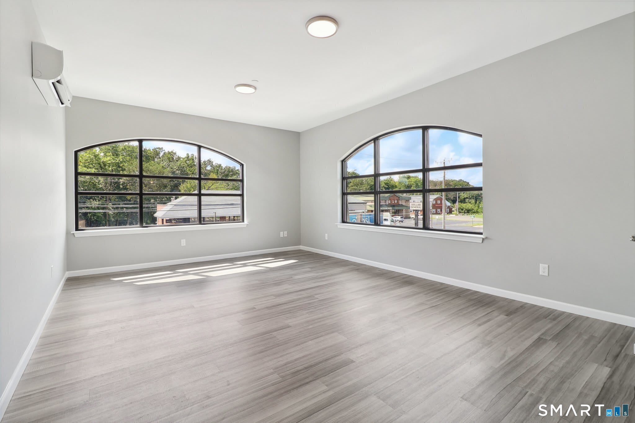10 Steele Boulevard – photo 5