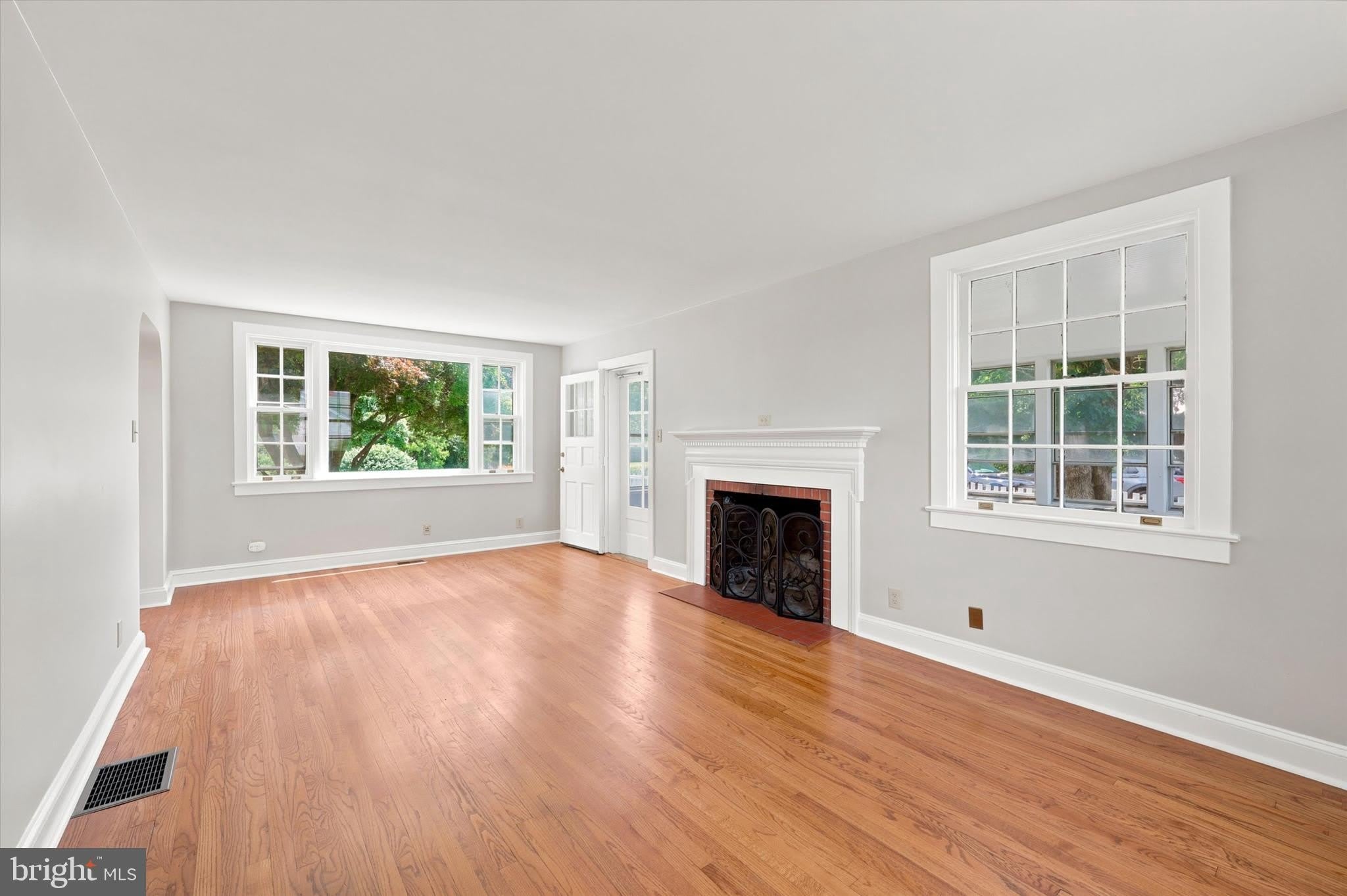 843 Taylor Street – photo 5