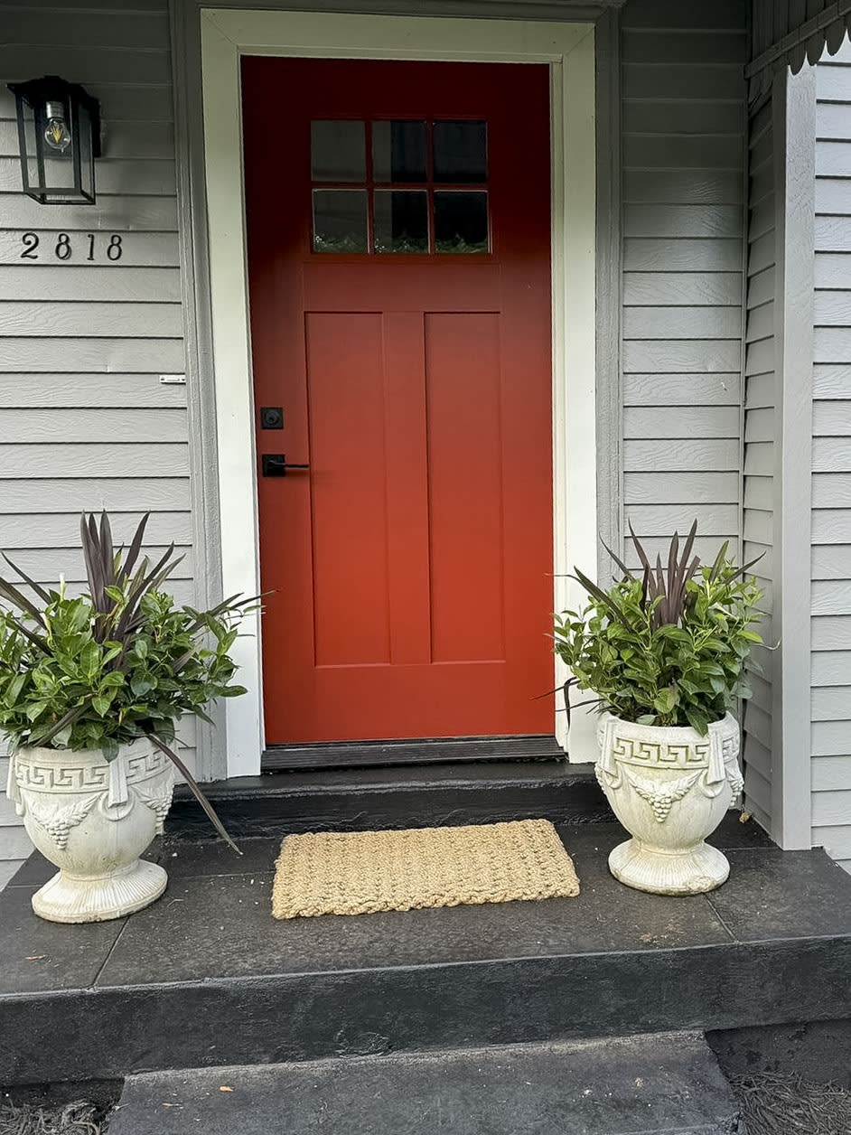 2818 Vaulx Lane – photo 2