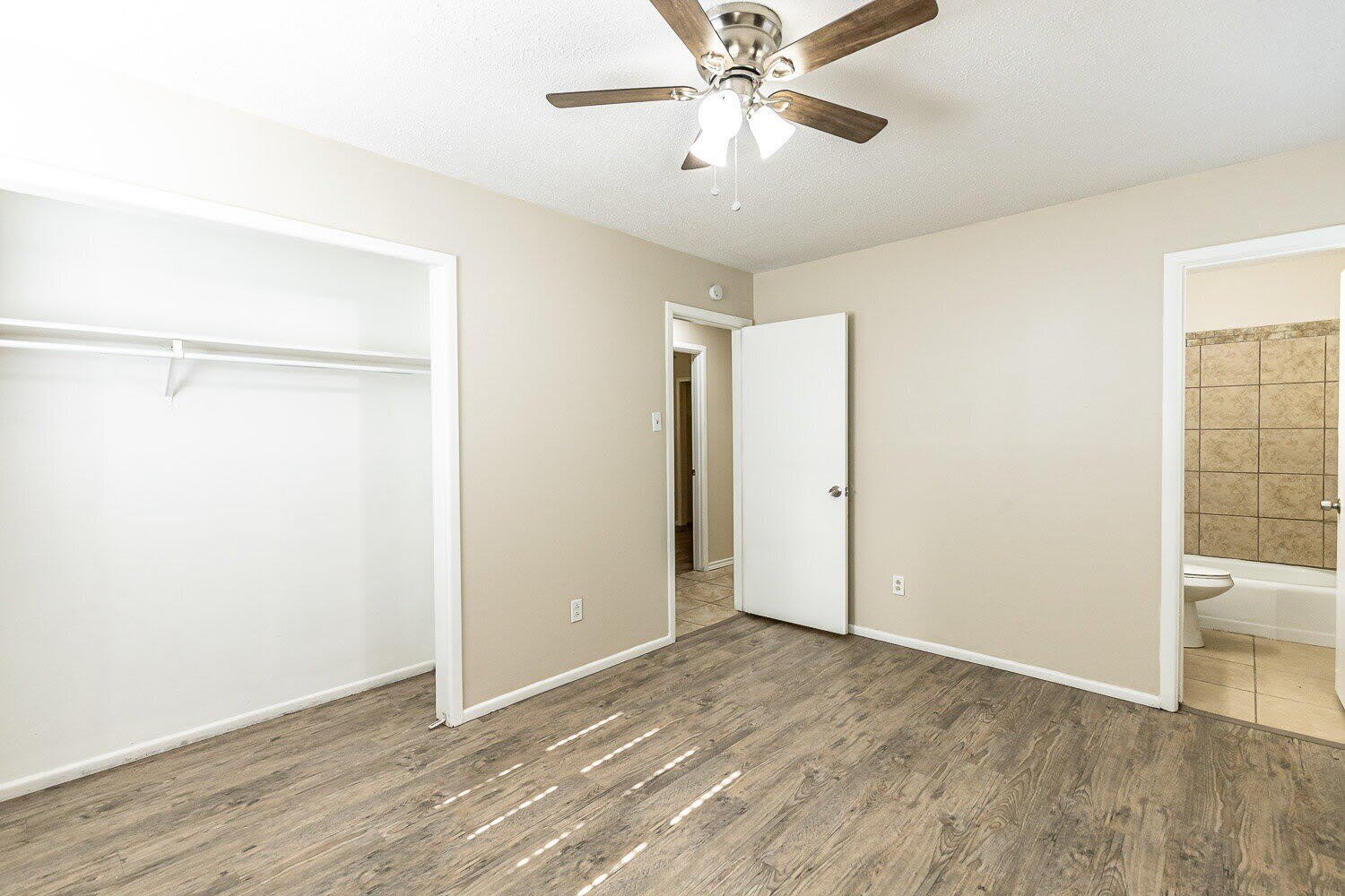 1916 71st Street – photo 5