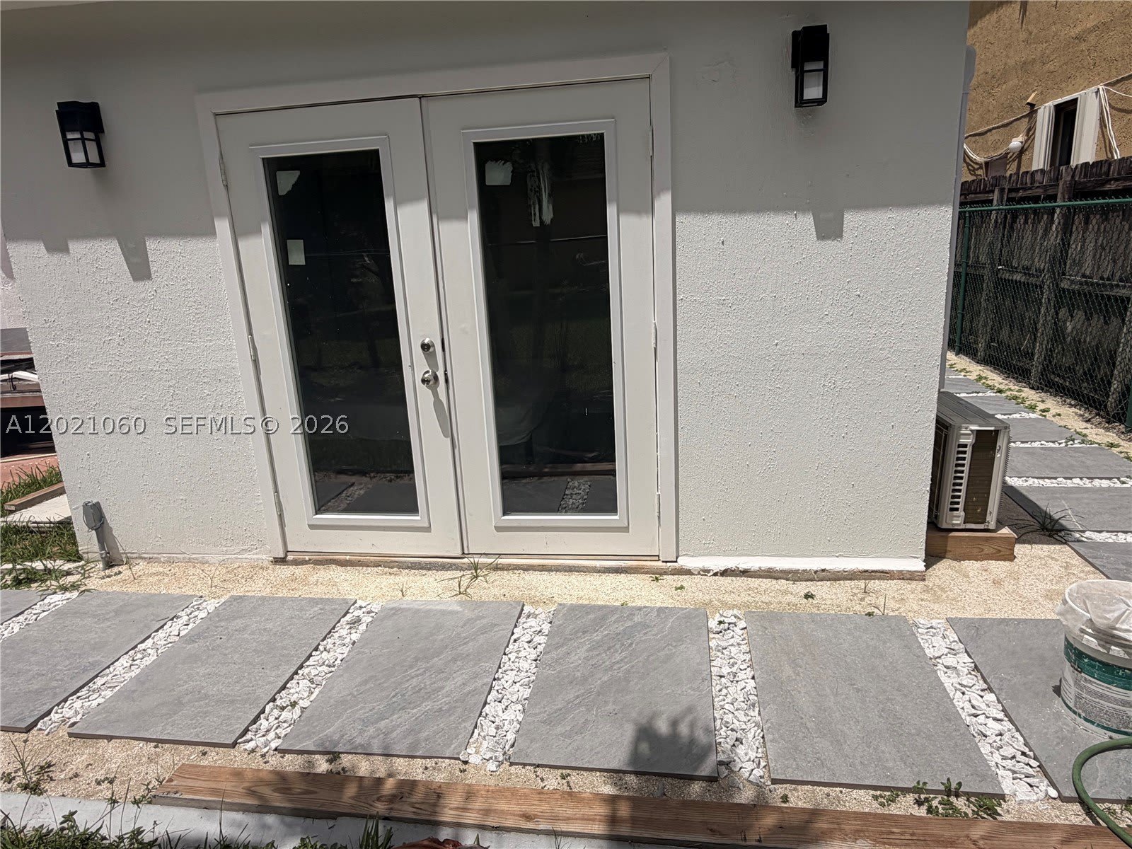 16536 SW 54th St – photo 1