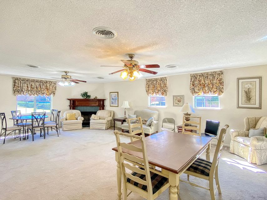 101 Elmwood Ave – photo 4