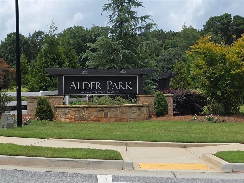2048 Boxwood Circle – photo 4