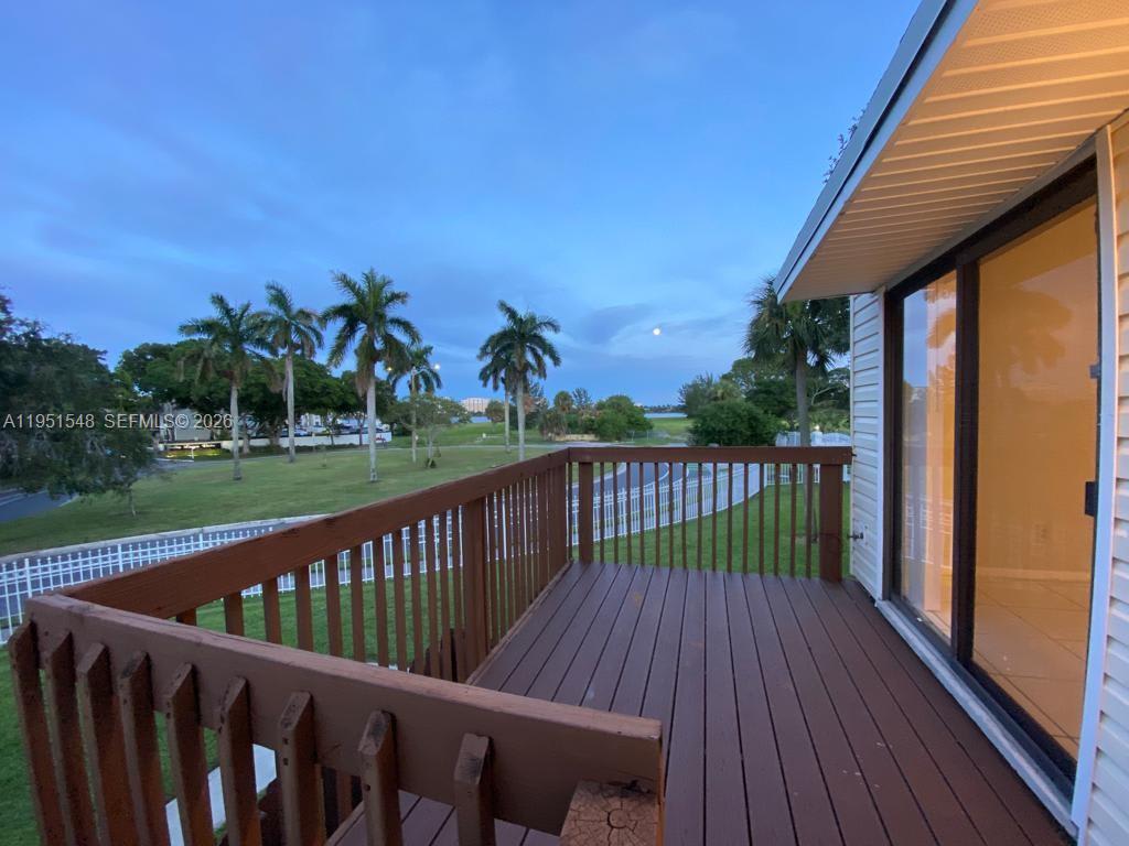 629 Executive Center Drive – photo 5
