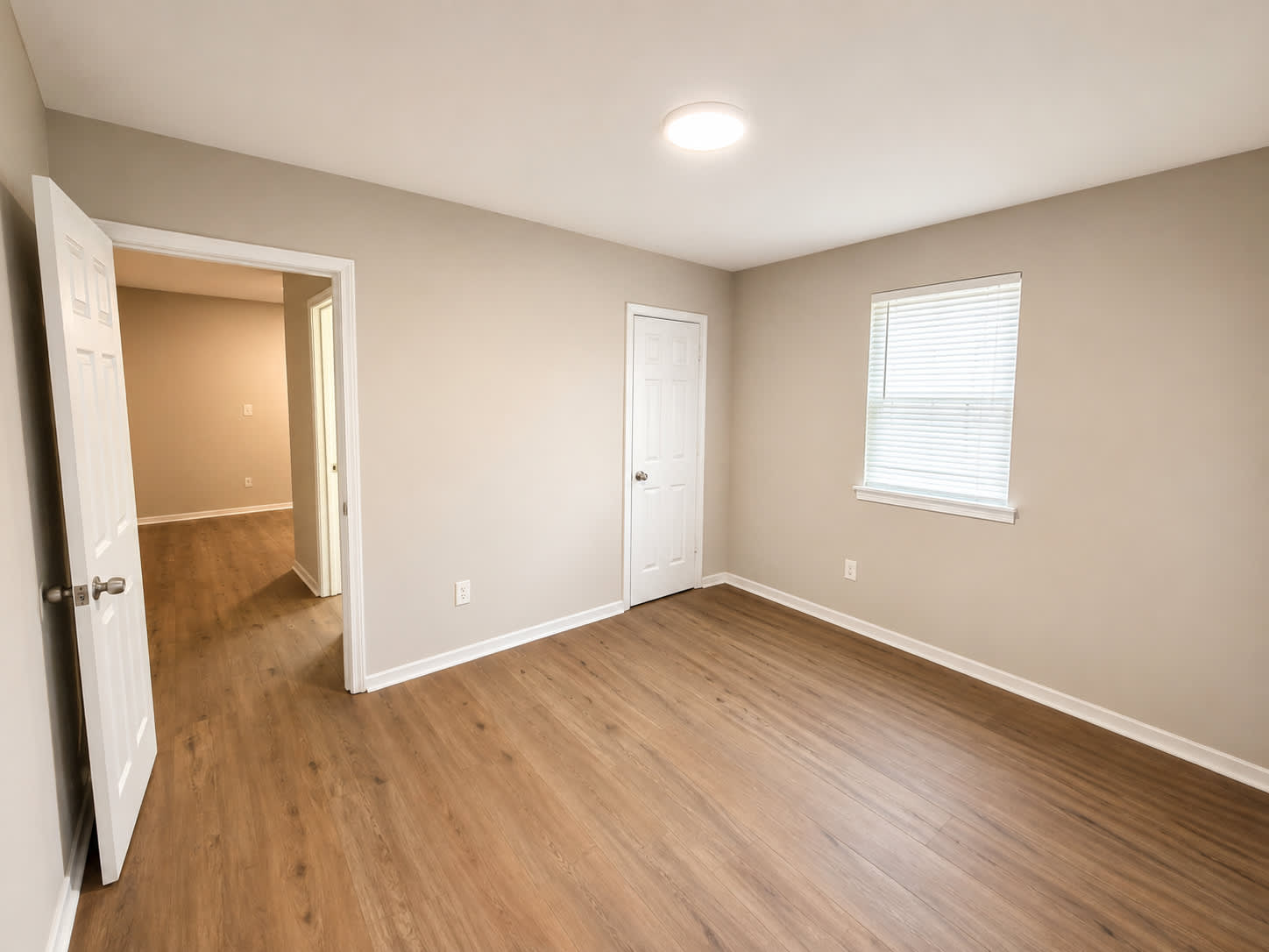 1533 Standridge Street – photo 2