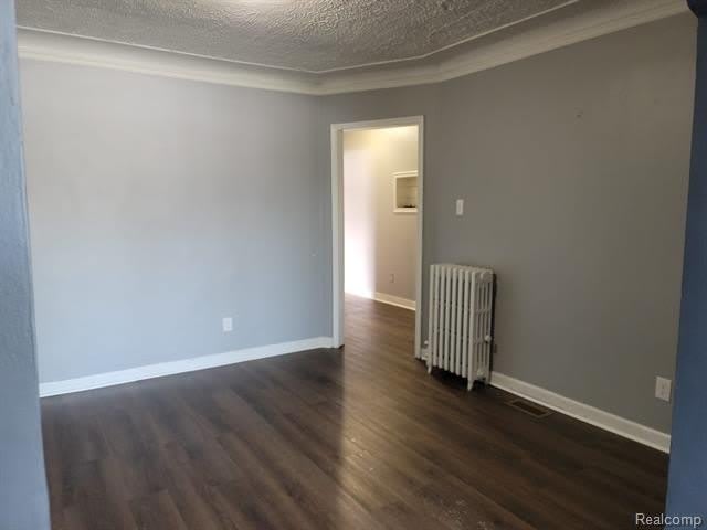 22641 VAN DYKE Avenue – photo 5