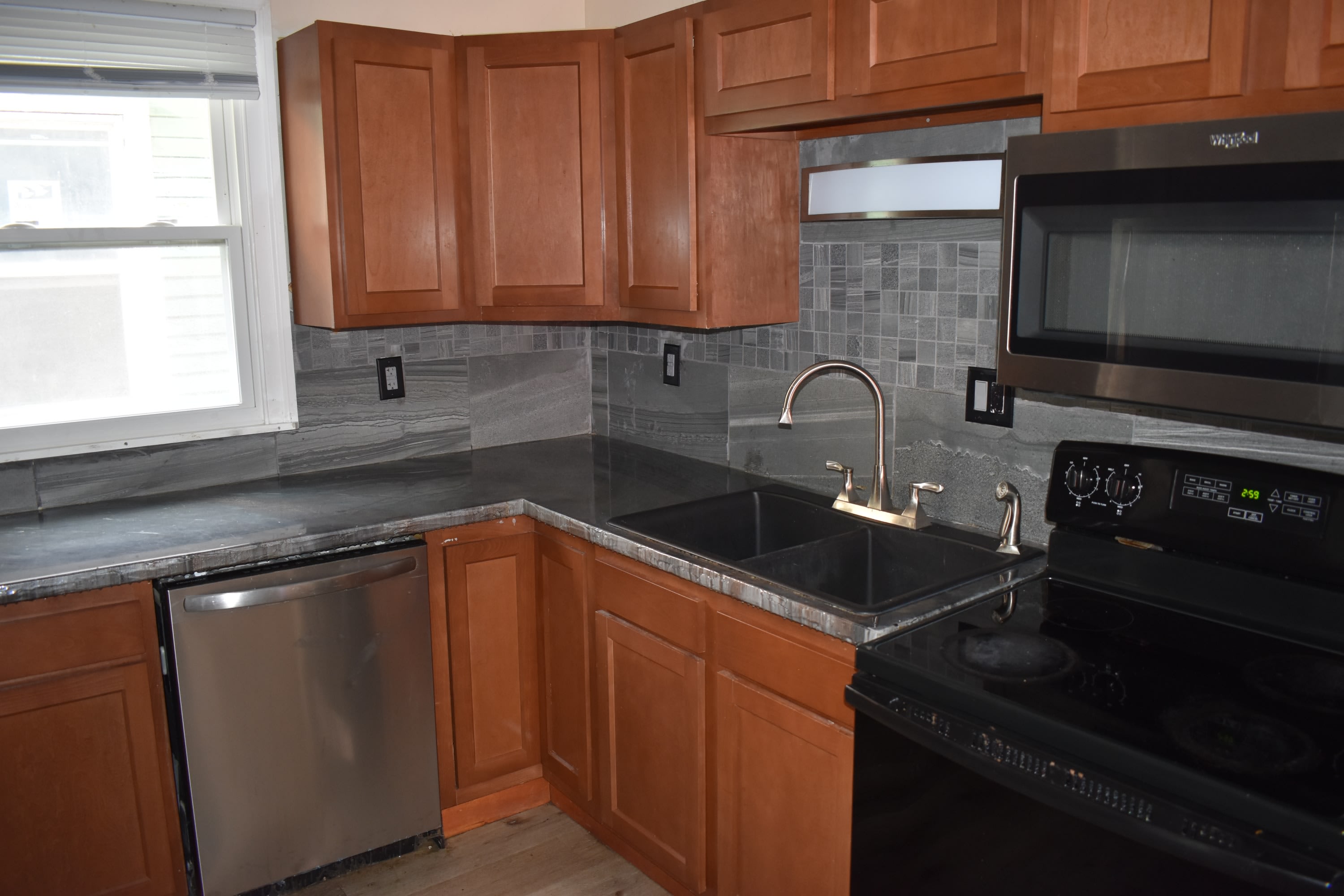 102 Englewood Avenue – photo 1