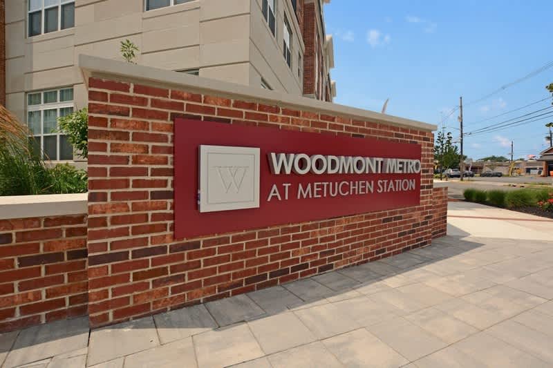 Woodmont Metro at Metuchen Station – photo 3