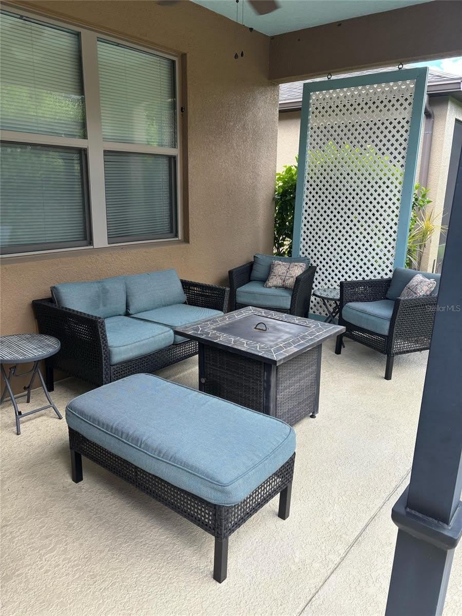 221 ALMERIA Way – photo 2