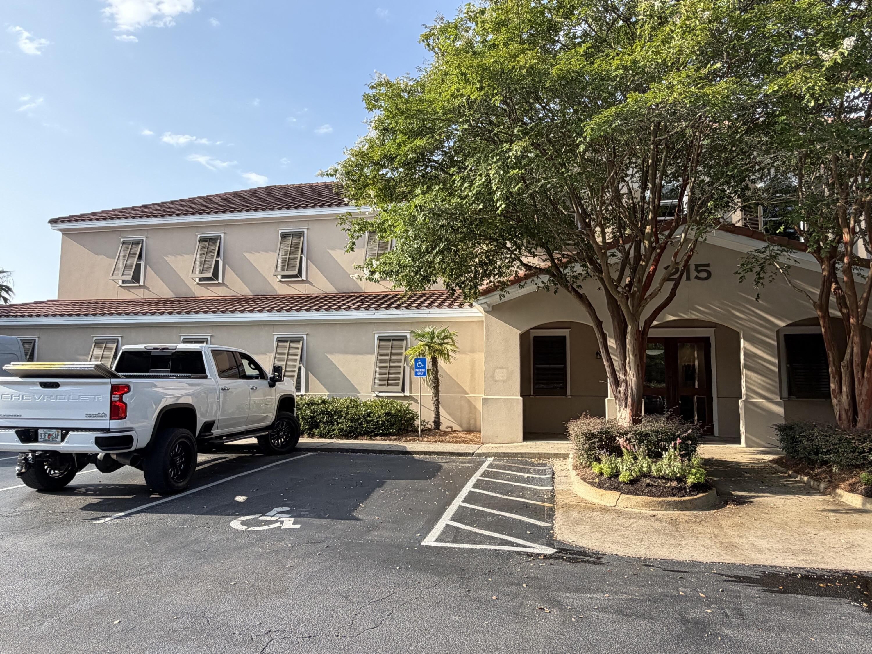 215 Grand Boulevard – photo 1