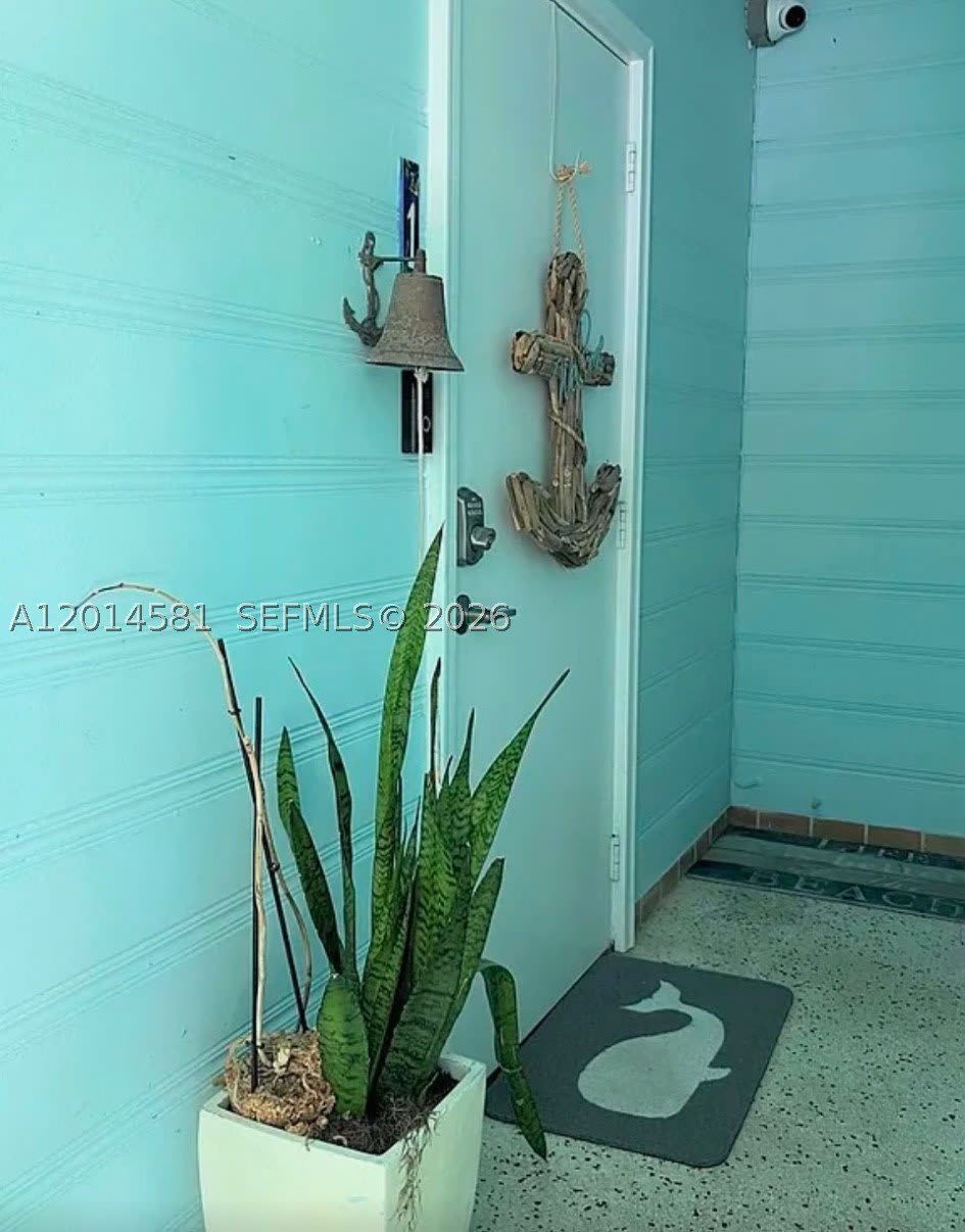 3400 N Surf Rd – photo 5