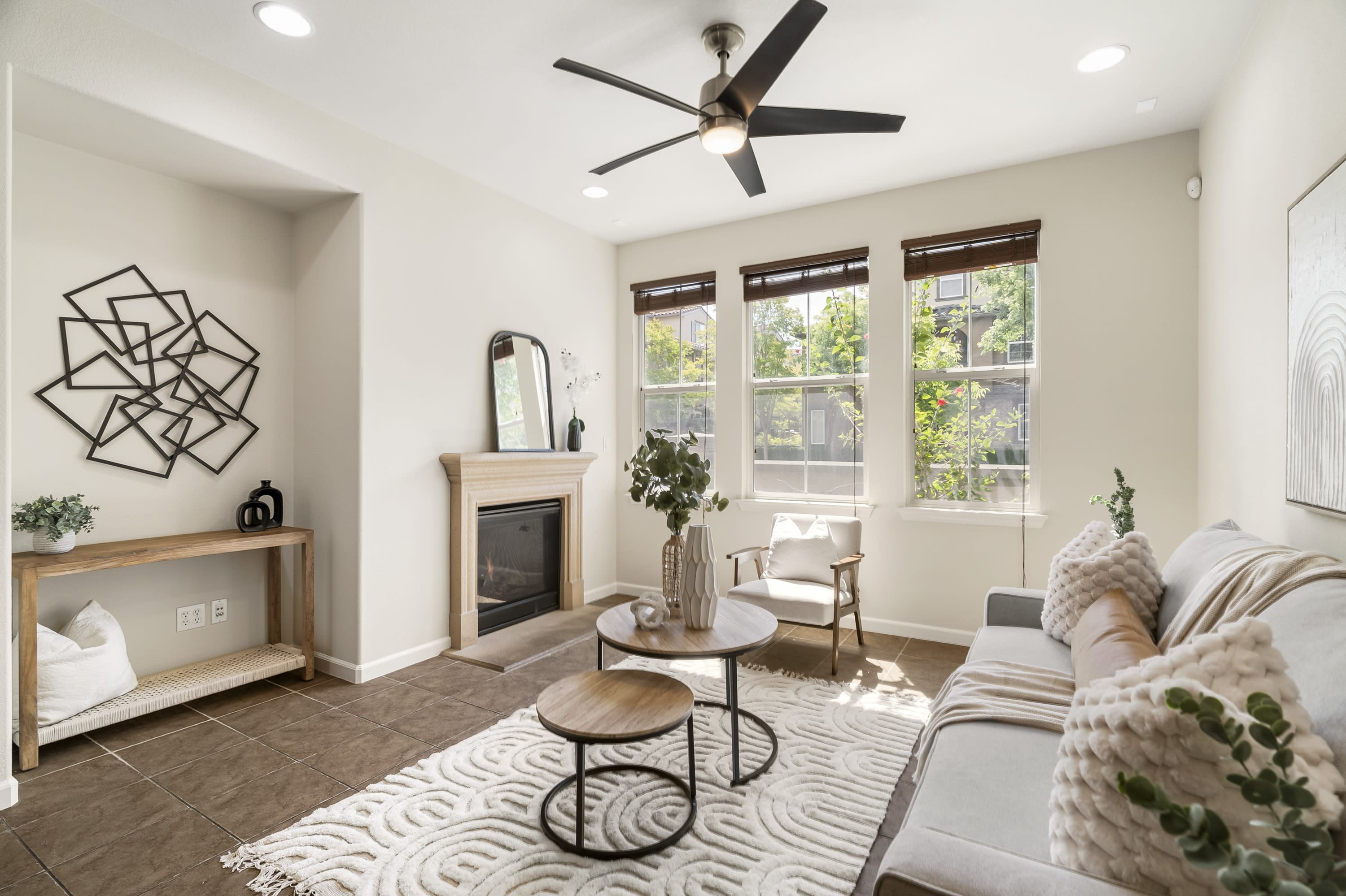 5267 Fioli Loop – photo 4