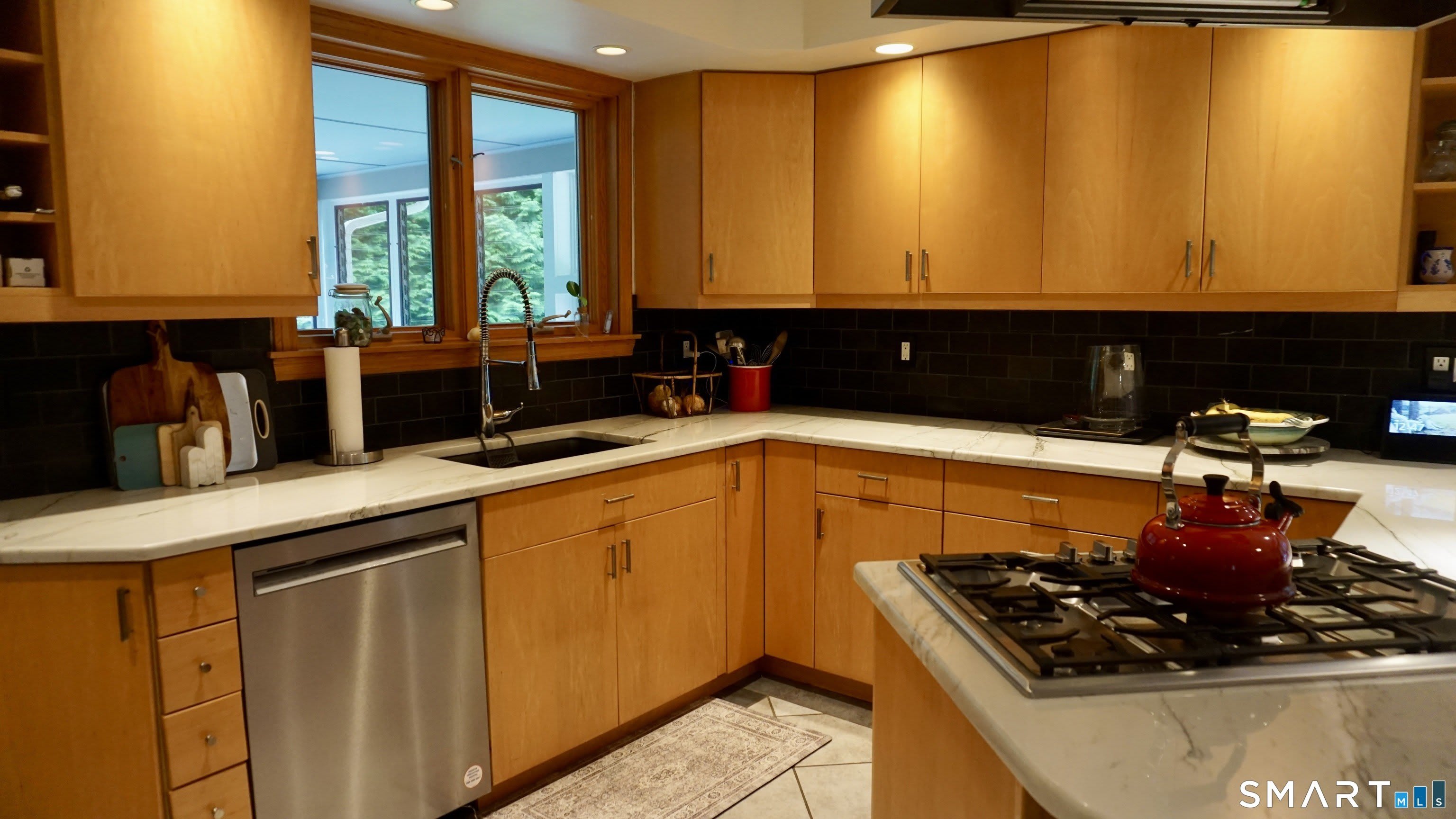 49 Fellows Street – photo 3