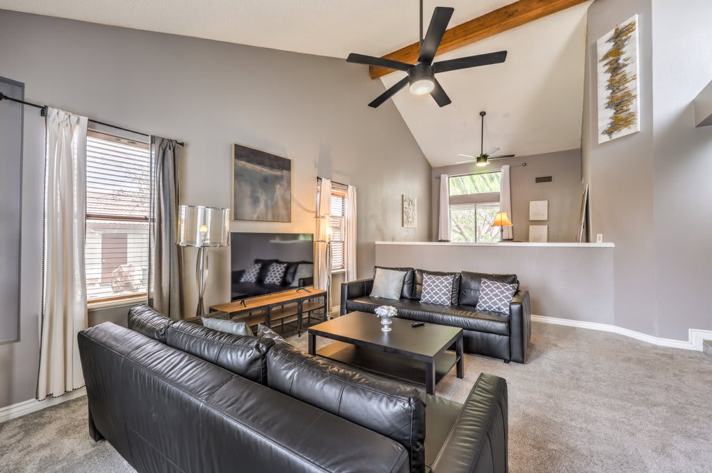3179 Paintedhills Ave – photo 4