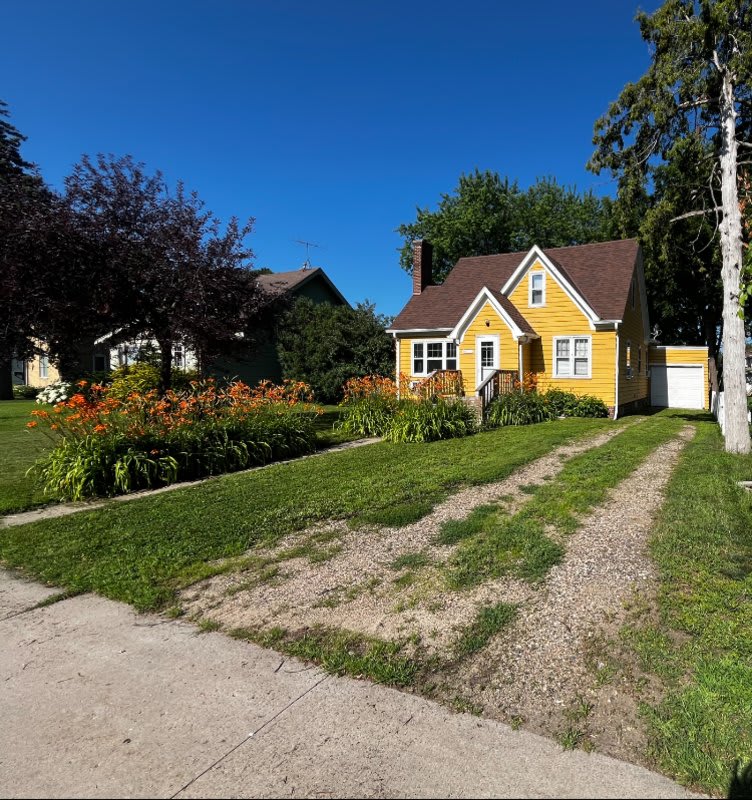 401 Central Ave – photo 3