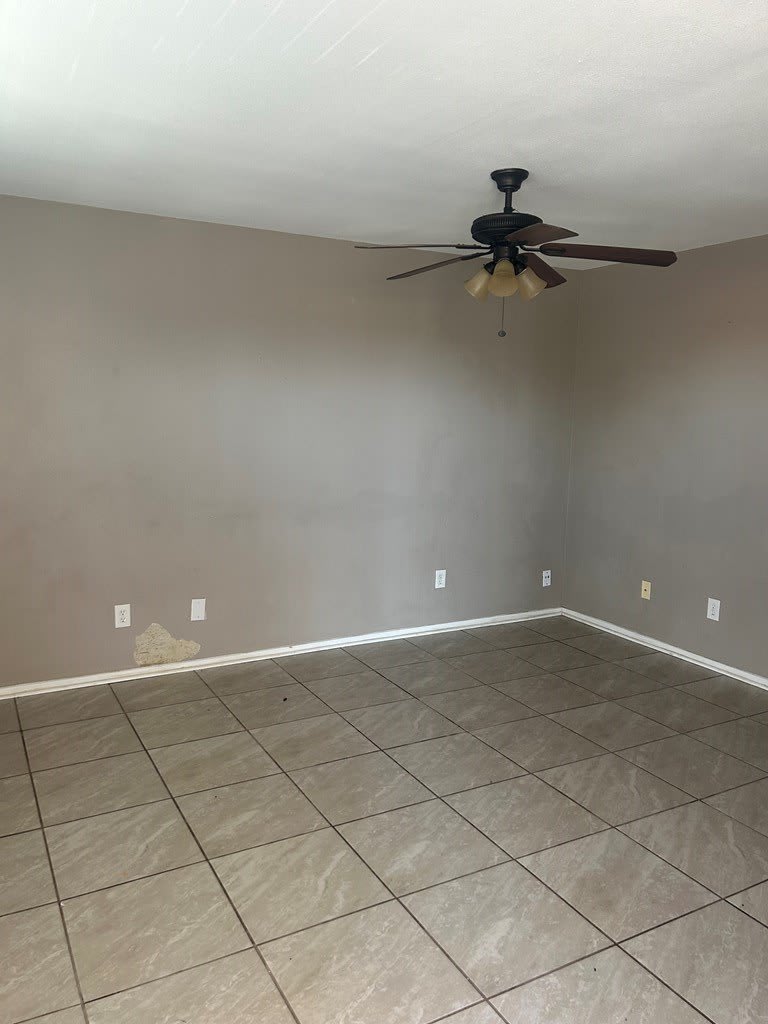 1517 Century Ave – photo 2