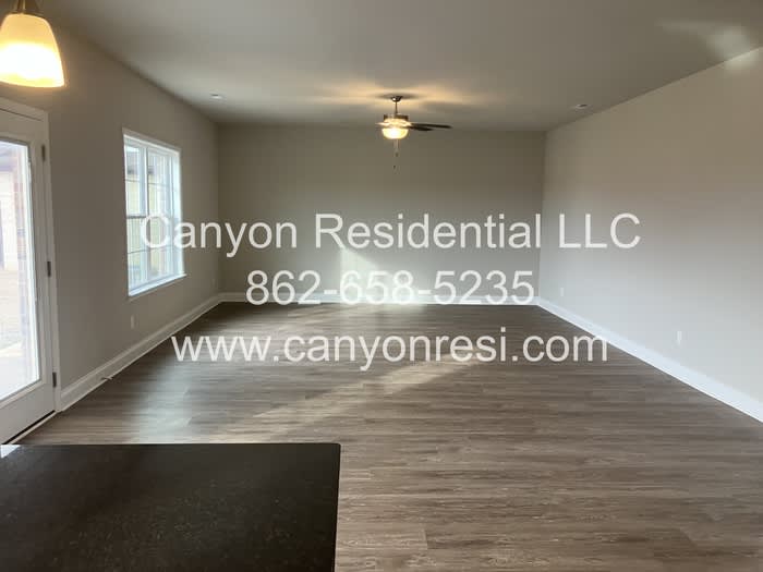 128 Ocean Springs Avenue – photo 5