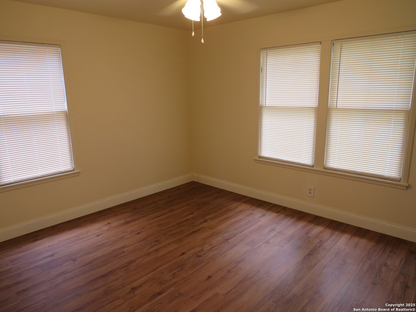 419 Anton Dr – photo 5
