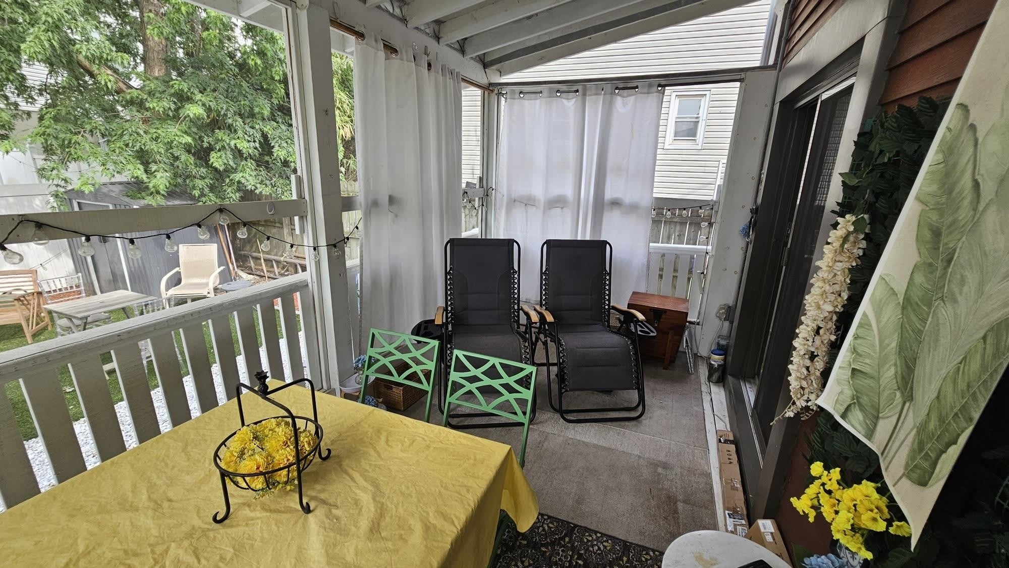 340 PEARSALL AVE – photo 5