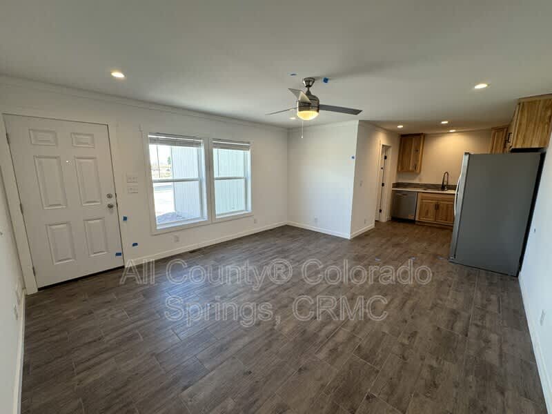 690 E Hahns Peak – photo 2