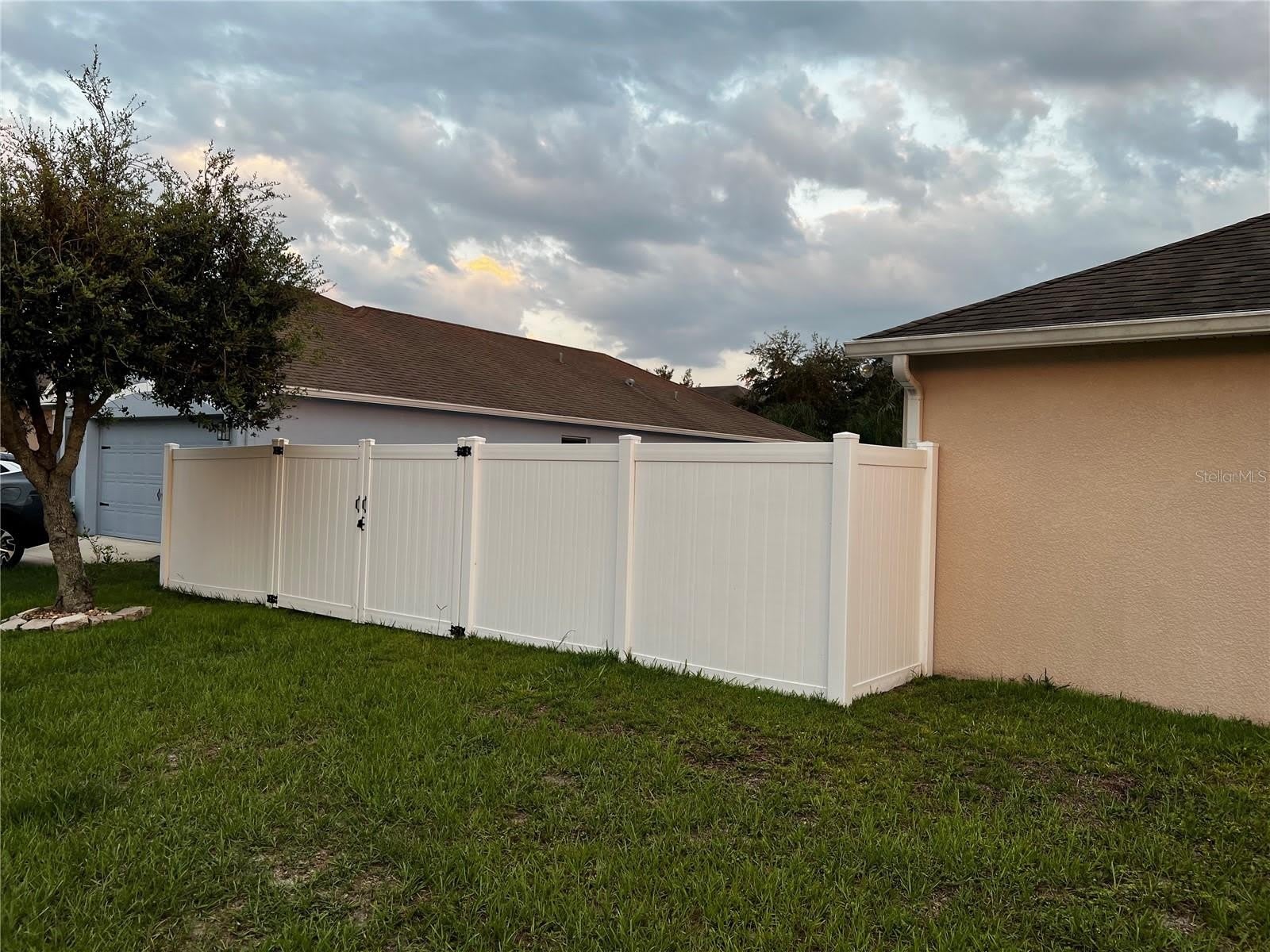 3460 BELLERICAY Lane – photo 3