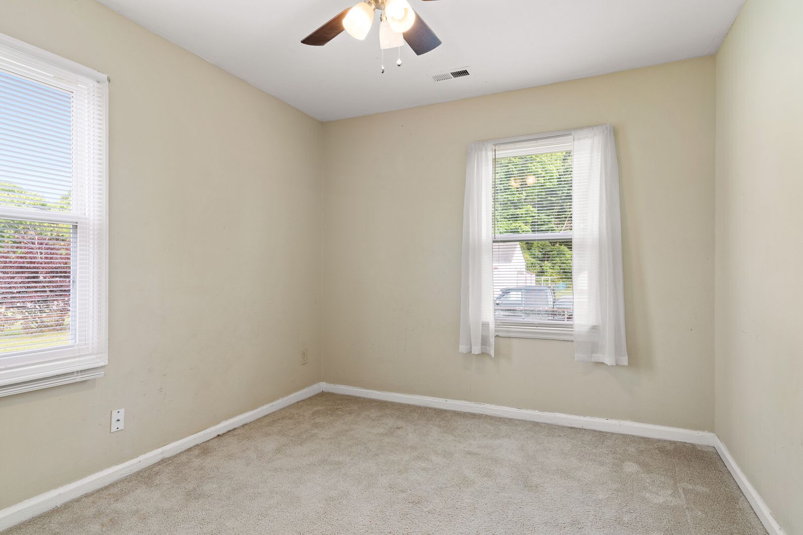 503 Woodfin Road – photo 5