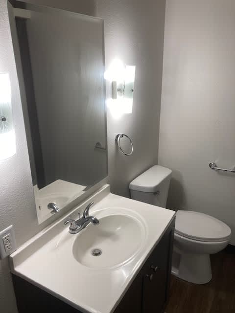 704 South Cayuga Street – photo 4