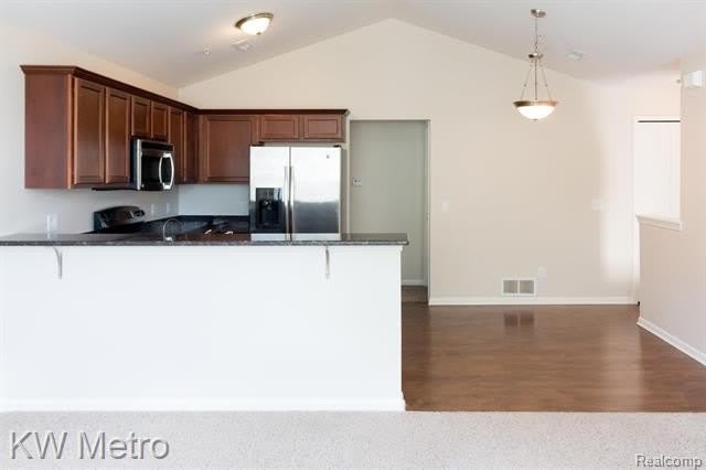 49144 W WOODS Drive – photo 3
