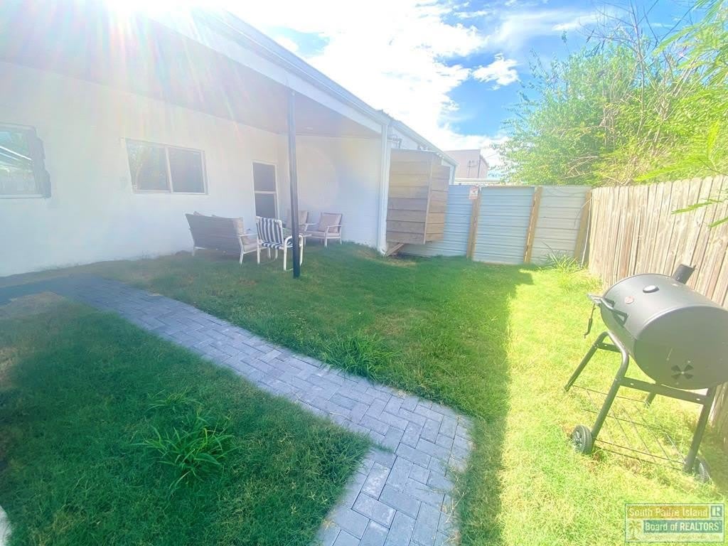 711 W South Shore – photo 4