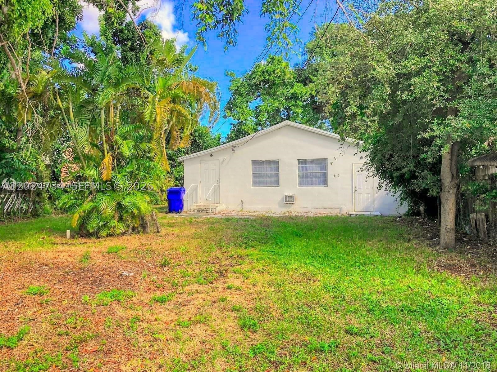5647 NW 5th Ct – photo 5