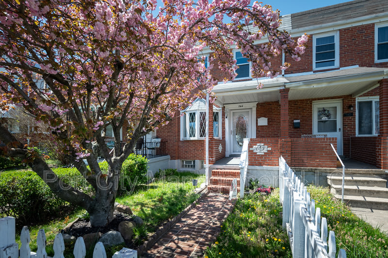 744 Aldworth Road – photo 1