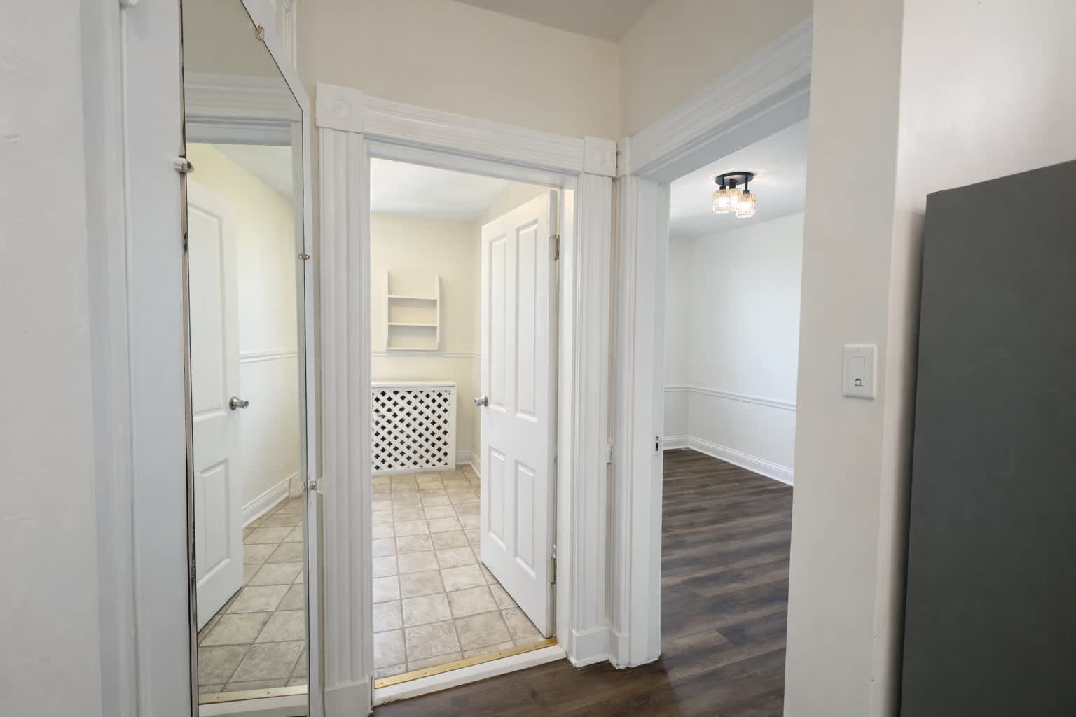 210 Laurens Street – photo 5